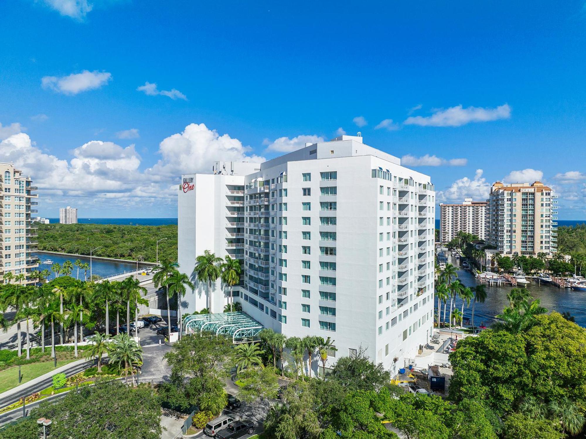 Avi Lux Stay Fort Lauderdale Exterior photo